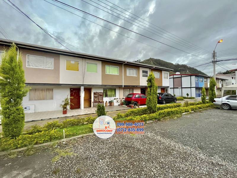 C1009 Casa económica en venta